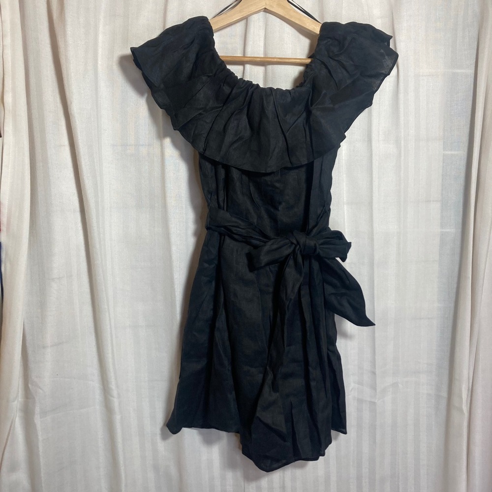 NWT Banana Republic Petite Black Off Shoulder Ruffle Linen Romper Sโ Retail $180